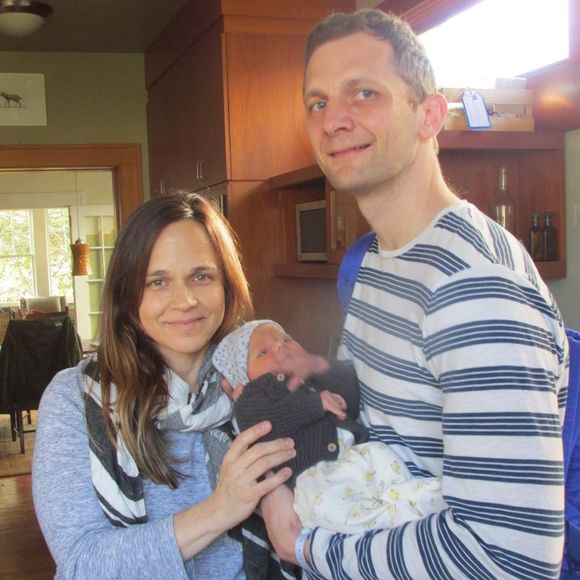 Meet your Posher, Neya - Picture 1 of 1